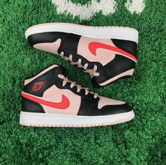 Nike Air Jordan 1 Mid GS Atmosphere Black Pink 6.5Y Women's 8 554725-604 - Picture 7 of 9